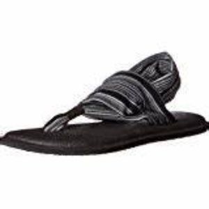 Sanuk sandals/flipflops